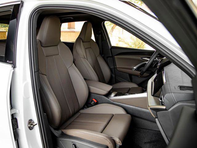 Certified 2025 Audi Q5 Premium Plus w/ Premium Plus AWD/4WD image 29