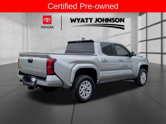 Certified 2025 Toyota Tacoma SR5 AWD/4WD image 5