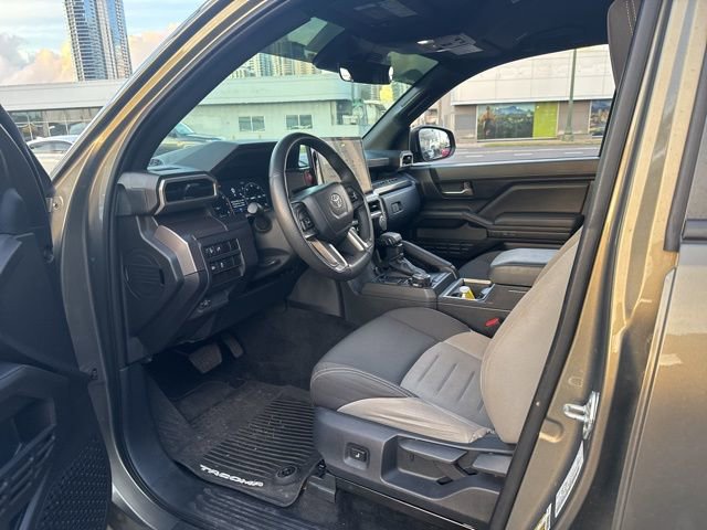 Used 2024 Toyota Tacoma TRD Off-Road image 10