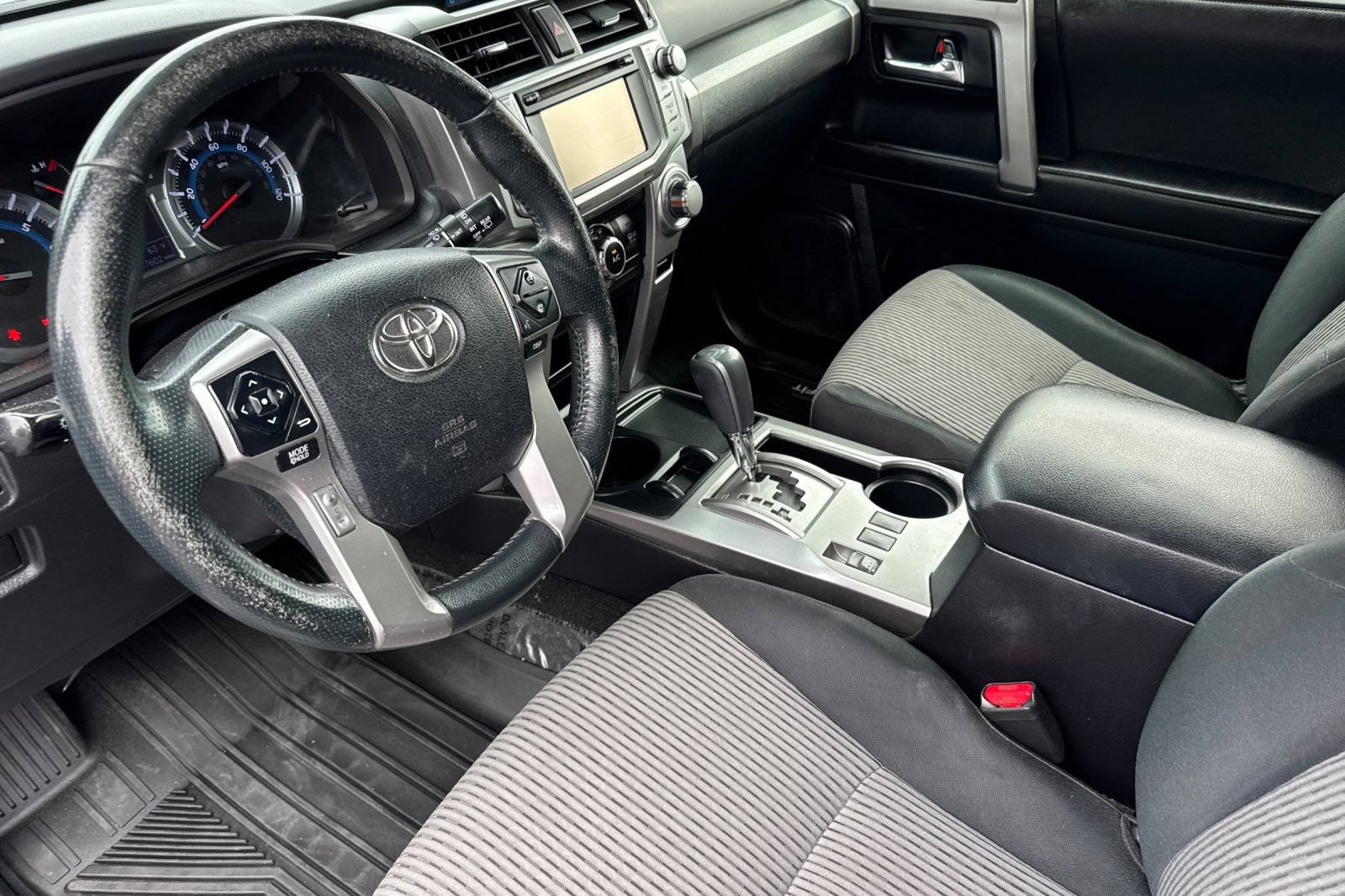 Used 2015 Toyota 4Runner SR5 RWD image 2