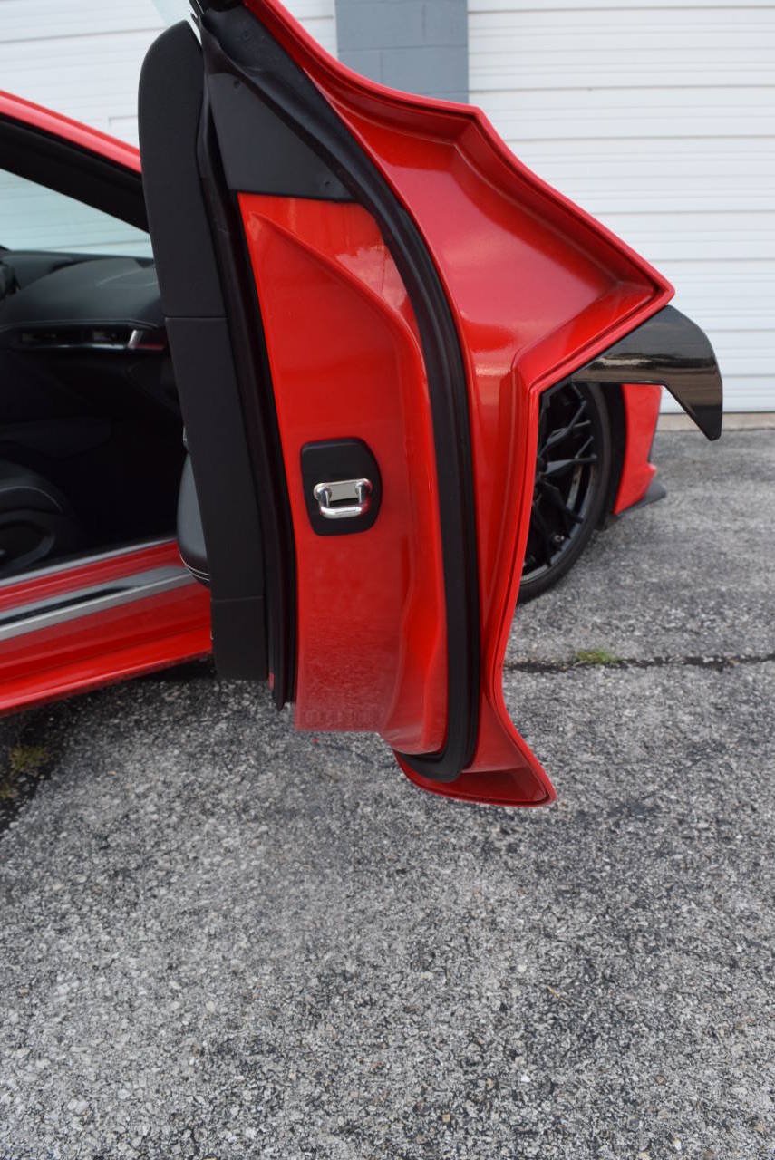 Used 2025 Chevrolet Corvette Stingray Coupe w/ Z51 Performance Package RWD image 51