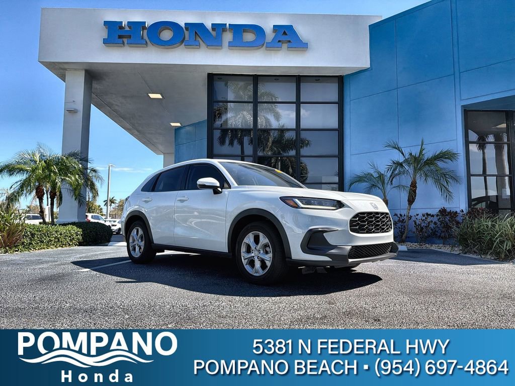 Certified 2024 Honda HR-V LX image 1