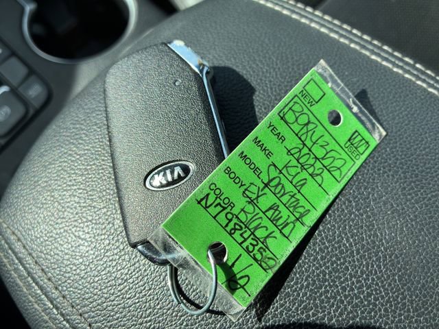 Used 2022 Kia Sportage EX w/ EX Technology Package image 21