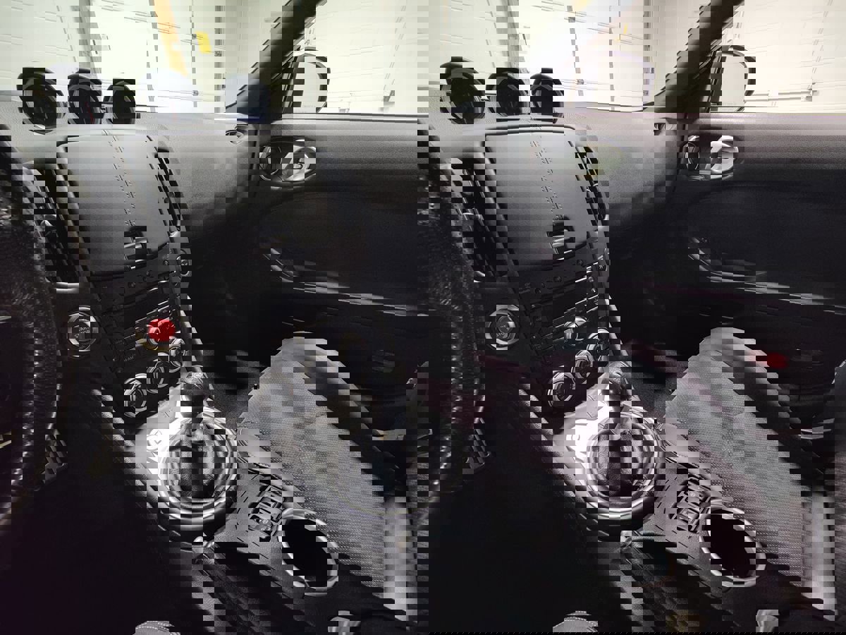 Used 2009 Nissan 370Z Touring image 26