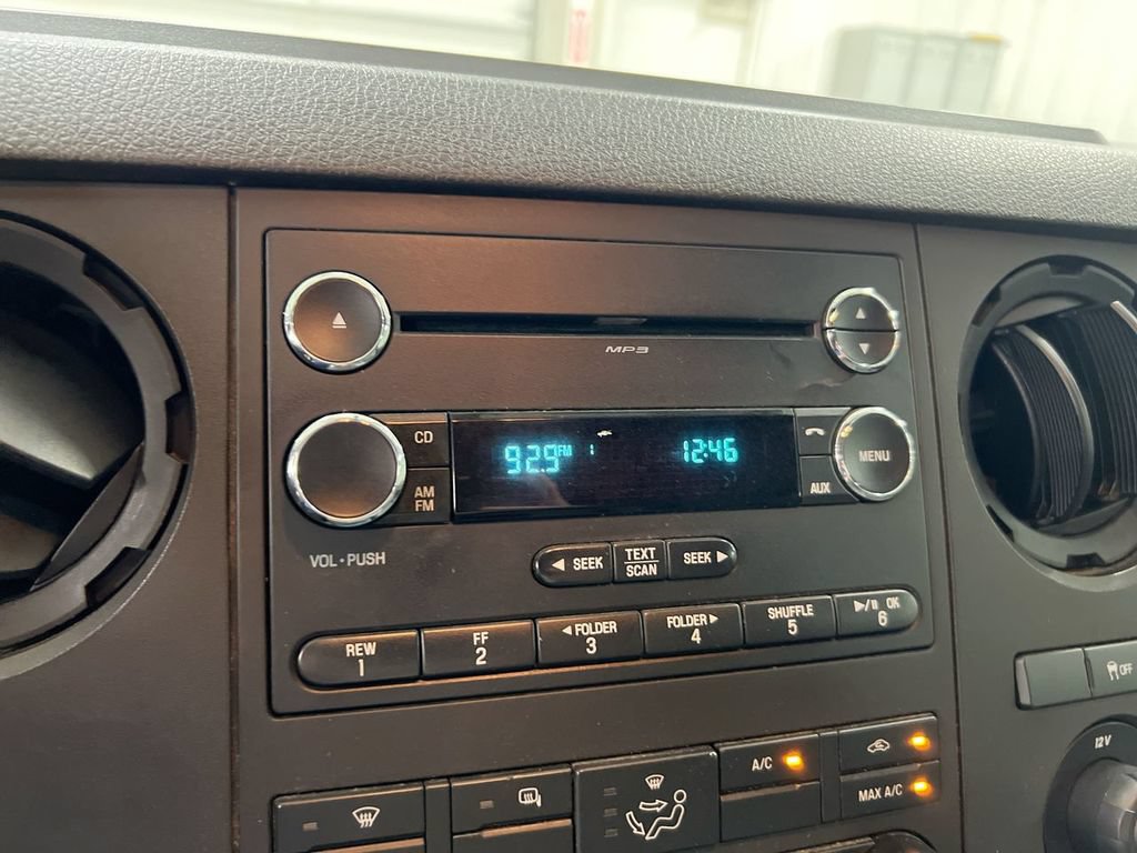 Used 2015 Ford F250 XL w/ Power Equipment Group RWD image 14