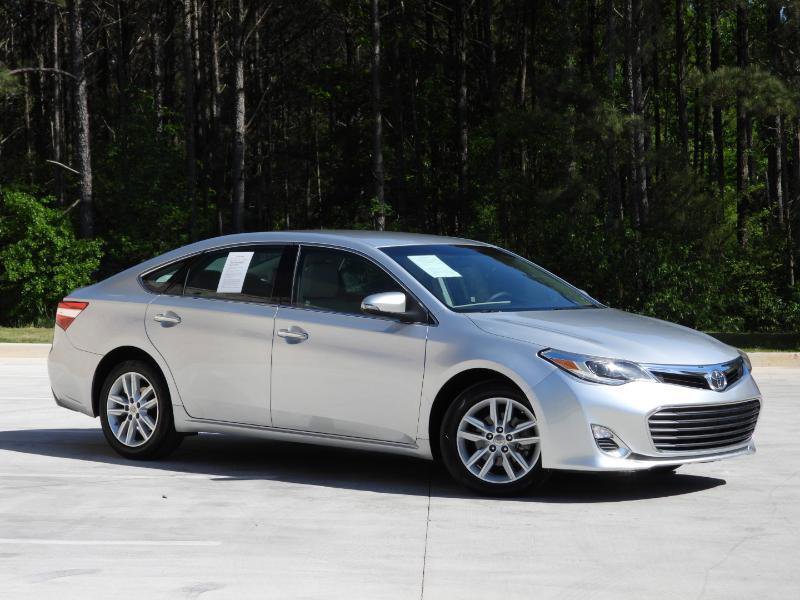 Used 2014 Toyota Avalon XLE FWD image 12