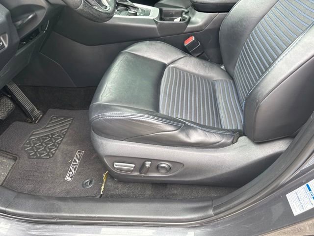 Used 2019 Toyota RAV4 XSE AWD/4WD image 26