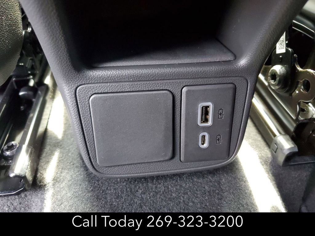 New 2025 Buick Encore GX Sport Touring w/ Advanced Technology Package image 21