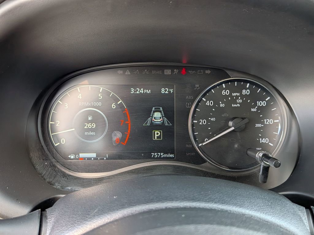 Used 2024 Nissan Kicks SV FWD image 18