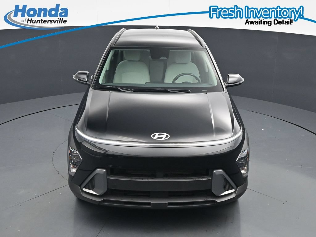 Used 2025 Hyundai Kona SEL AWD/4WD image 19