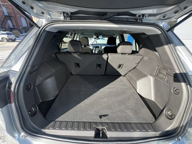 Used 2023 Chevrolet Equinox LT image 38