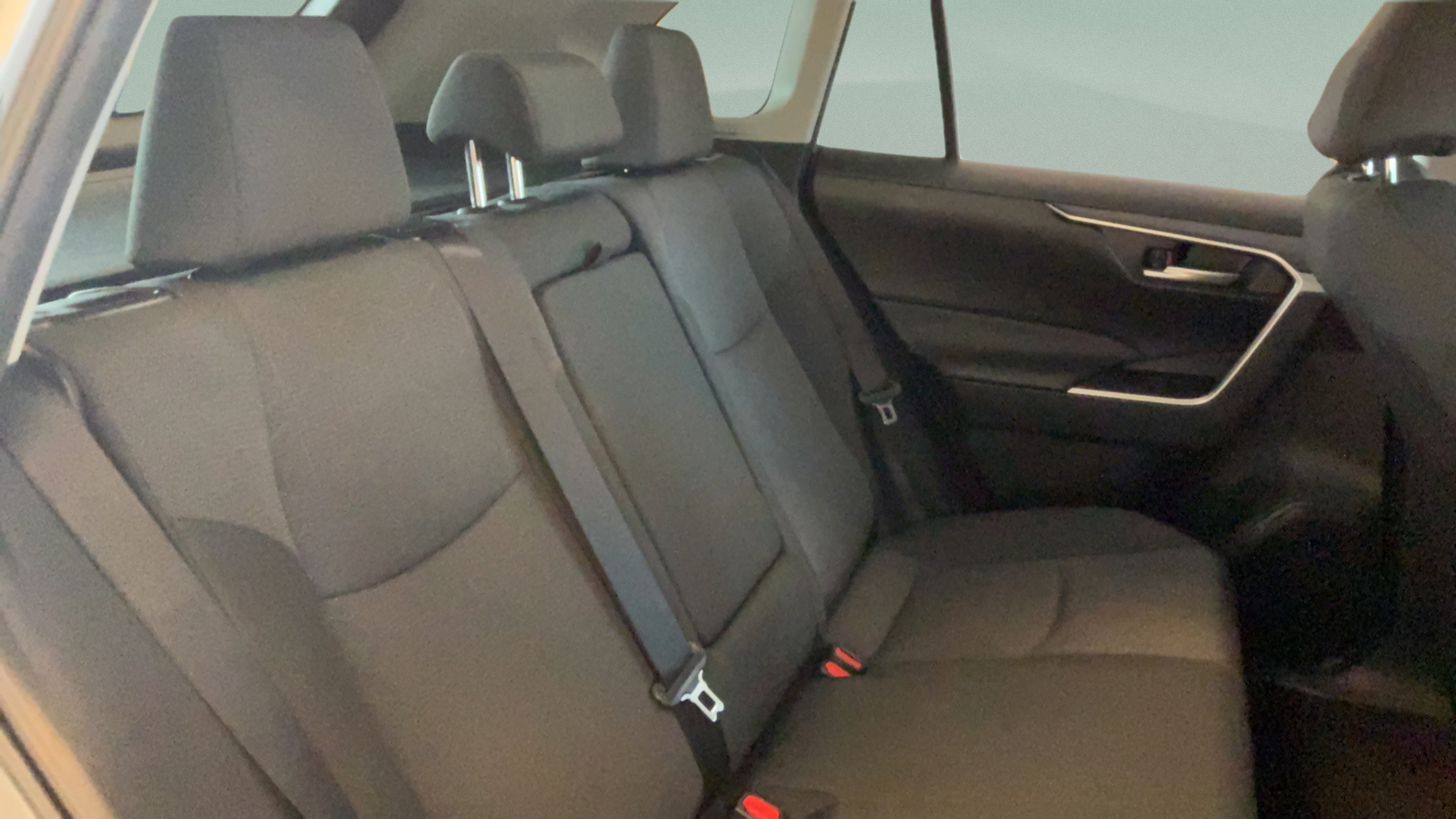 Certified 2025 Toyota RAV4 XLE AWD/4WD image 35