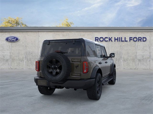 New 2025 Ford Bronco Outer Banks w/ Black Appearance Package image 9