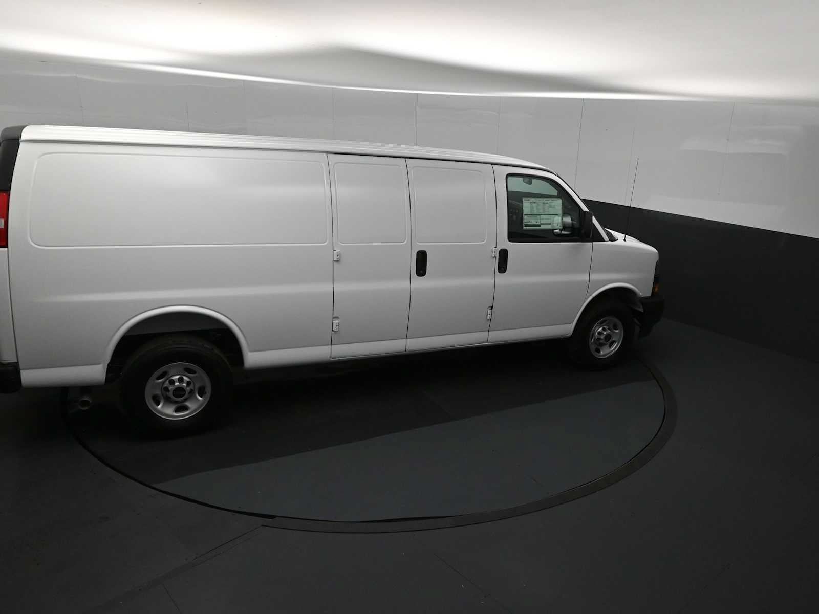 New 2026 GMC Savana 3500 Extended w/ Driver Convenience Package RWD image 15