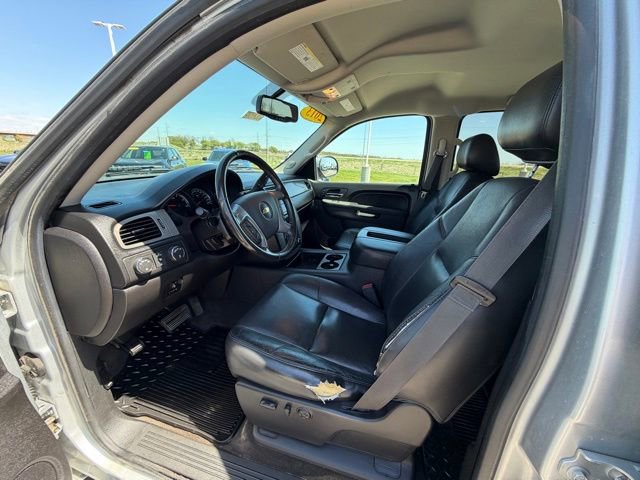 Used 2013 Chevrolet Silverado 1500 LTZ w/ LTZ Plus Package AWD/4WD image 12