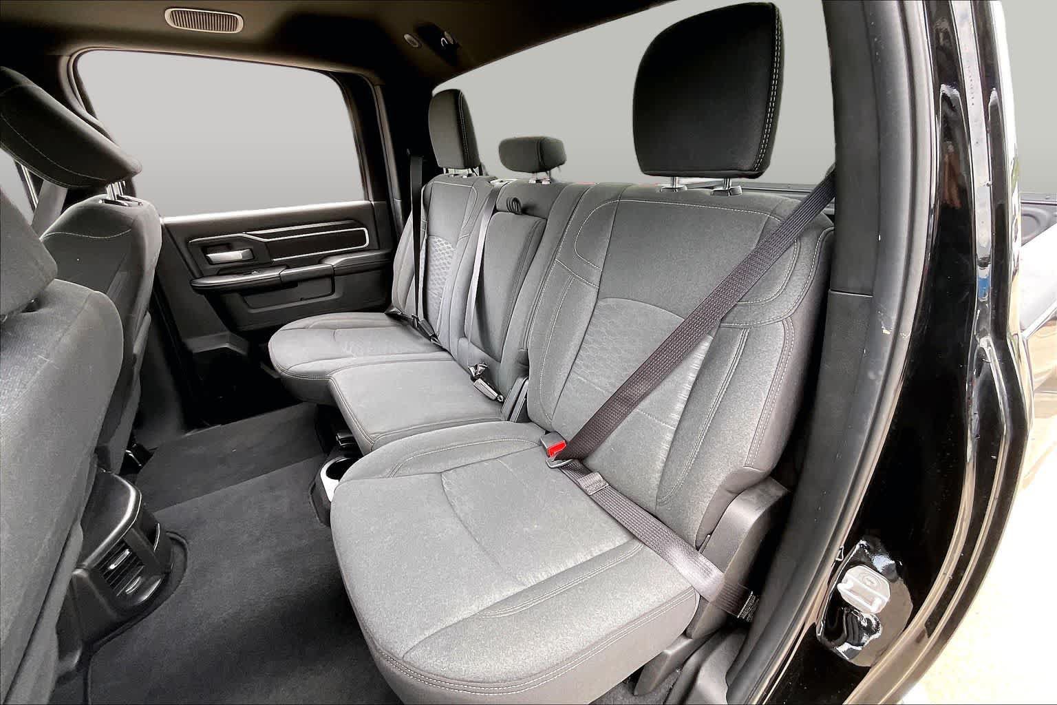 Certified 2025 RAM 2500 Big Horn AWD/4WD image 20