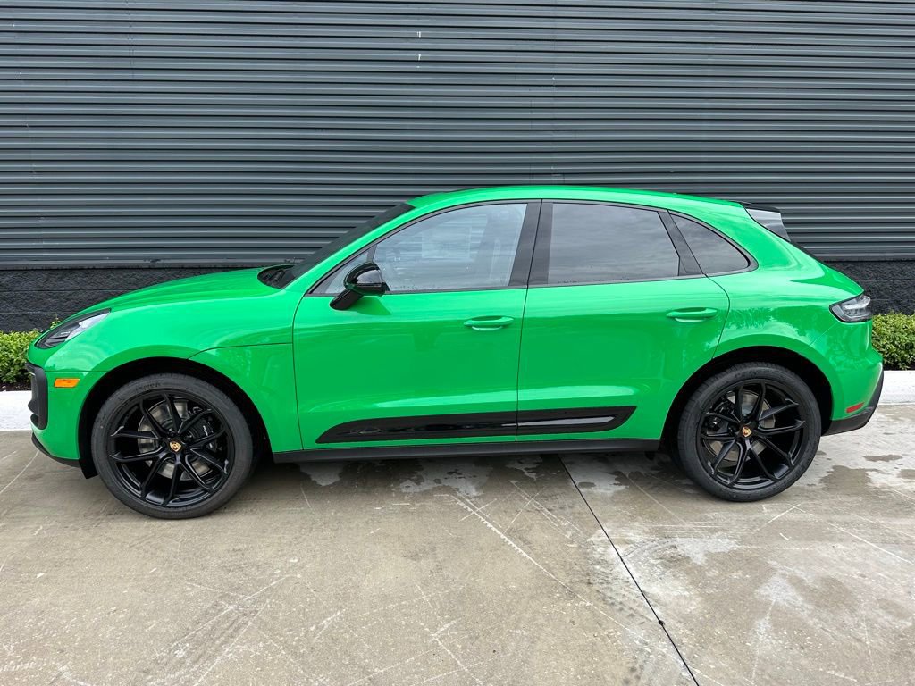 Used 2025 Porsche Macan GTS image 2
