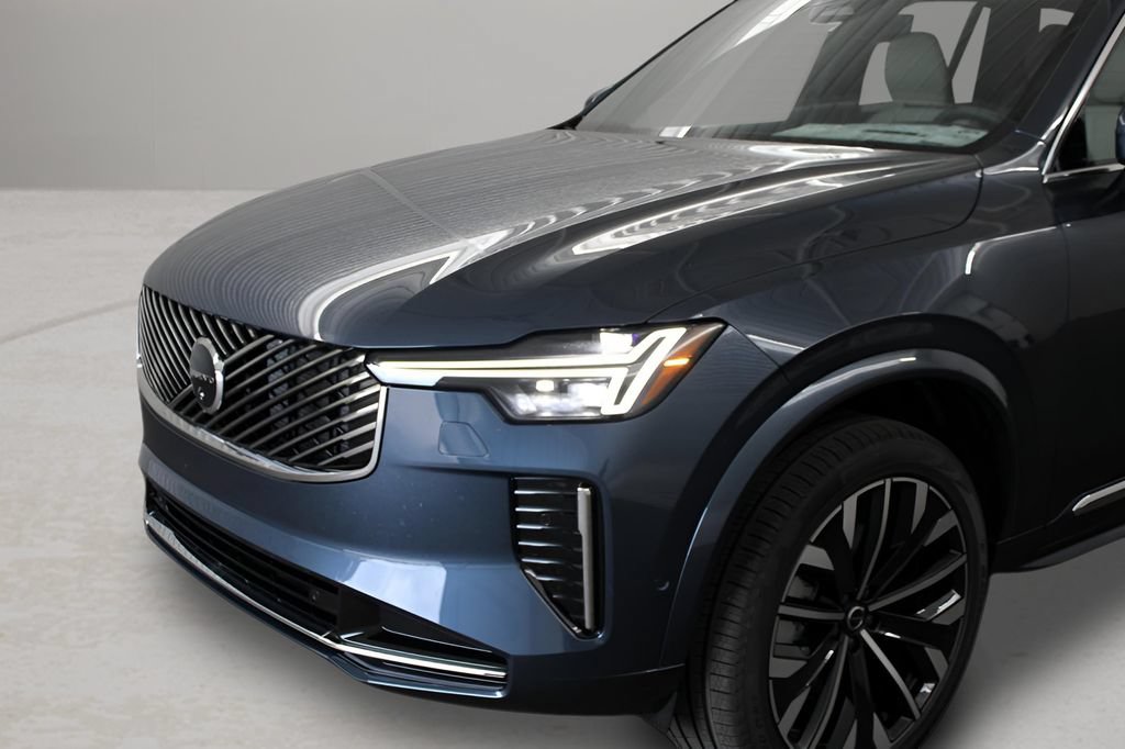 New 2026 Volvo XC90 B6 Plus w/ Protection Package Premier AWD/4WD image 31