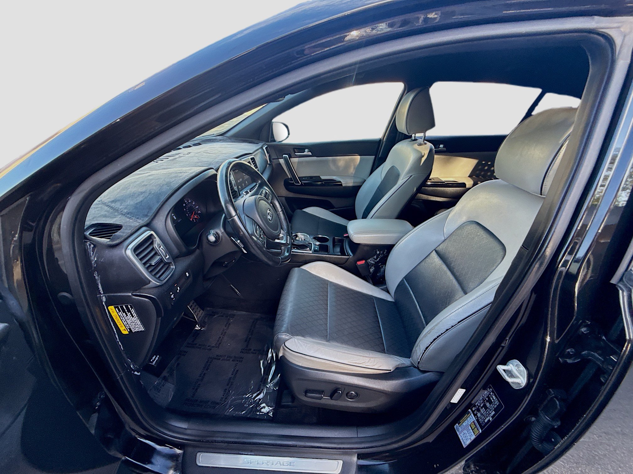 Used 2018 Kia Sportage EX w/ EX Sport Appearance Package FWD image 16