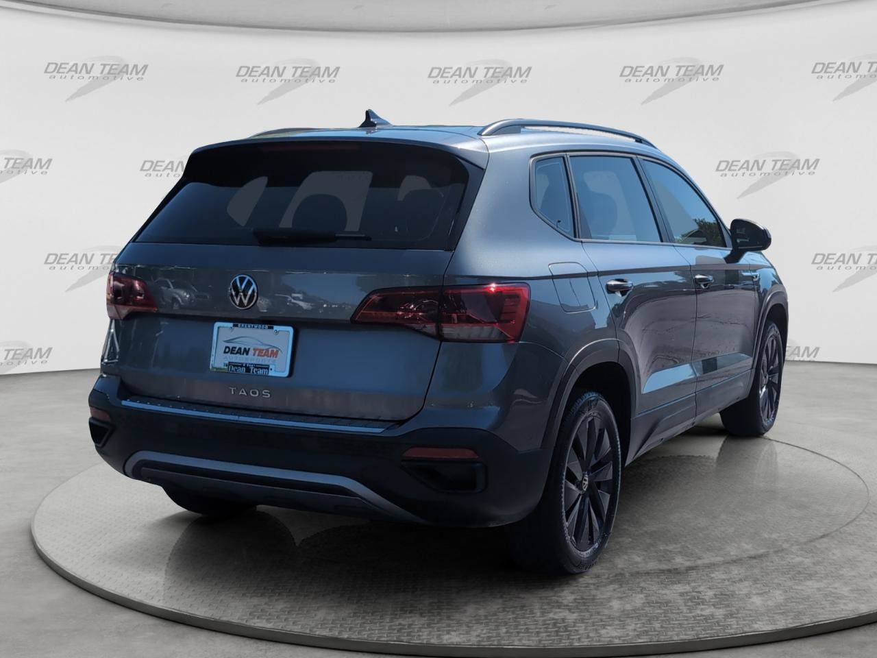Used 2022 Volkswagen Taos S FWD image 7