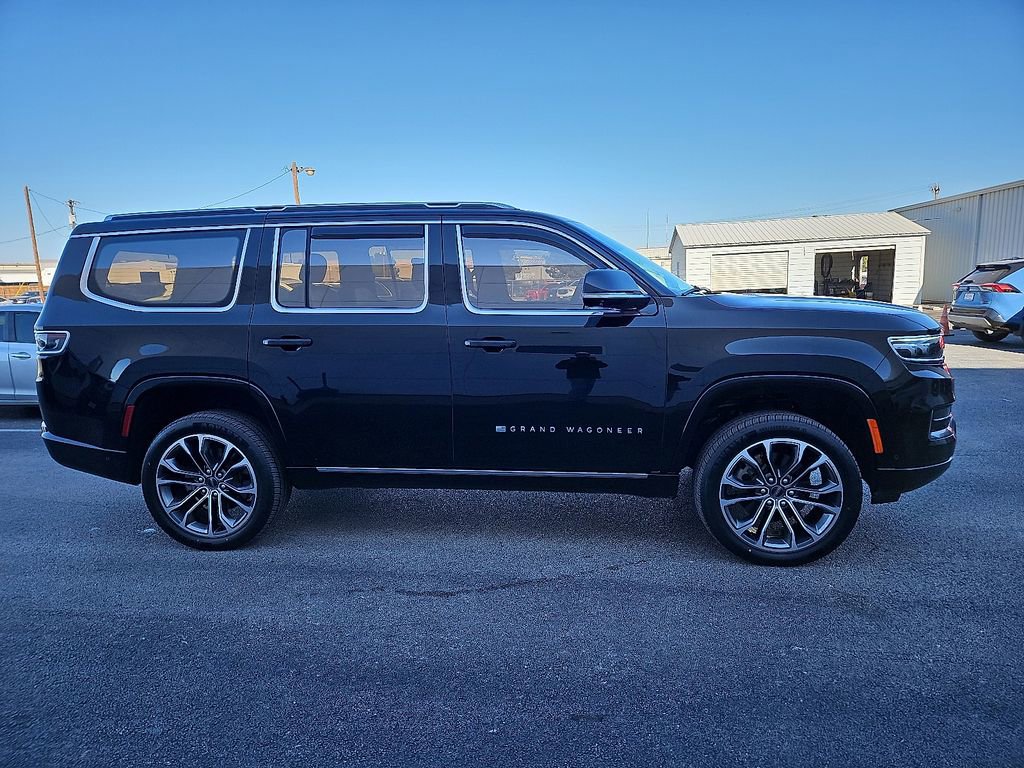 Used 2022 Jeep Grand Wagoneer Series III w/ Rear Seat Video Group 1 image 9