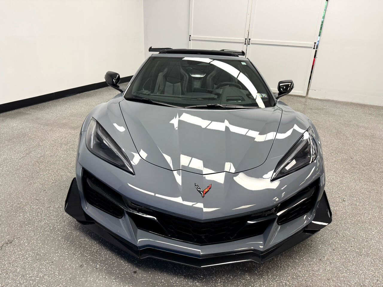 Used 2024 Chevrolet Corvette Z06 w/ Z07 Performance Package image 2