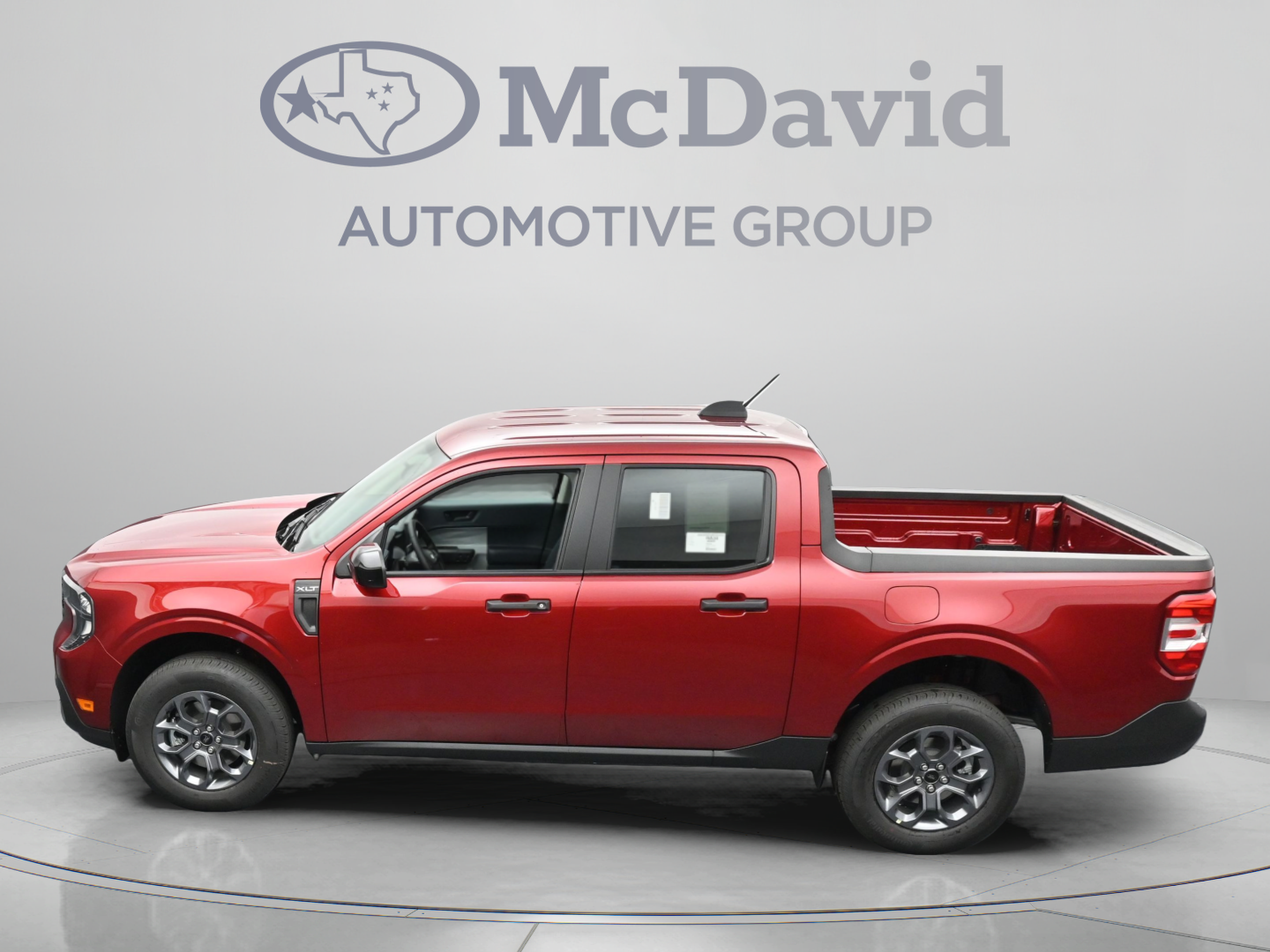 New 2026 Ford Maverick XLT w/ XLT Luxury Package FWD image 21