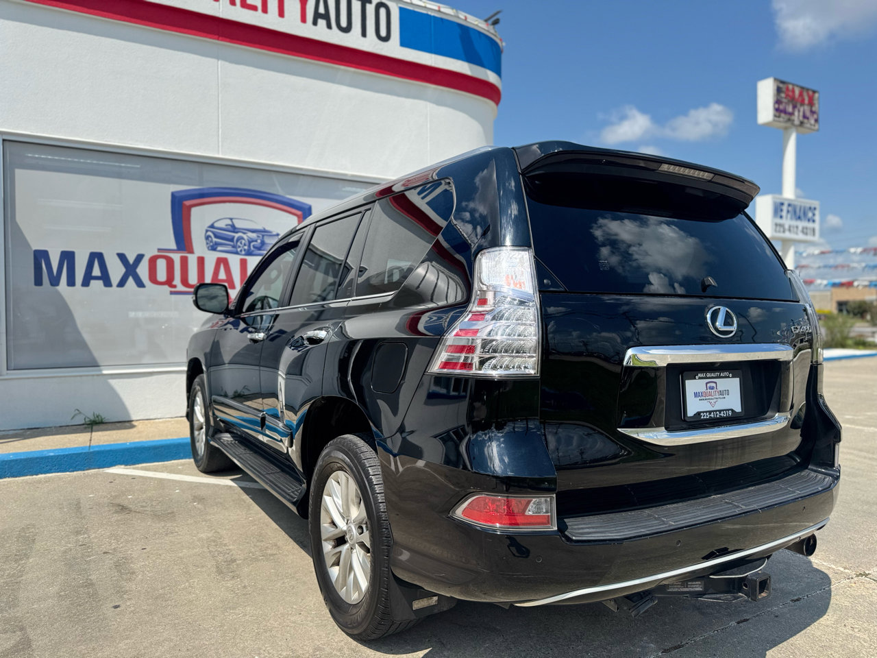 Used 2018 Lexus GX 460 Premium w/ Premium Package image 17