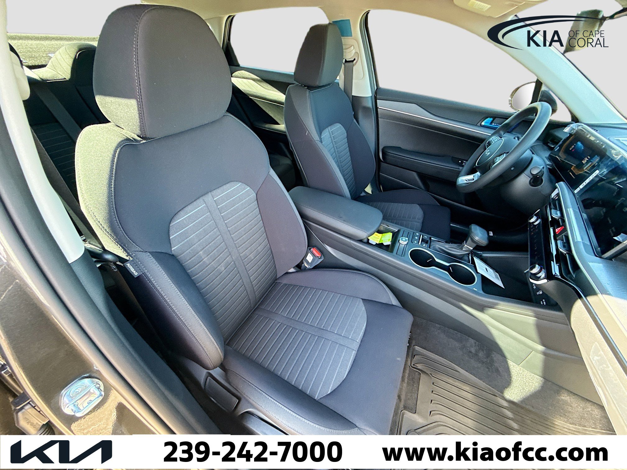 New 2026 Kia K5 LXS image 13