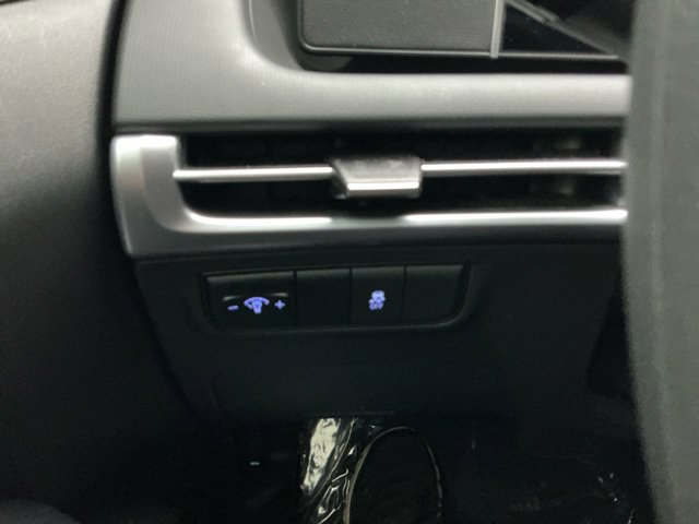 Used 2025 Hyundai Tucson SE FWD image 17