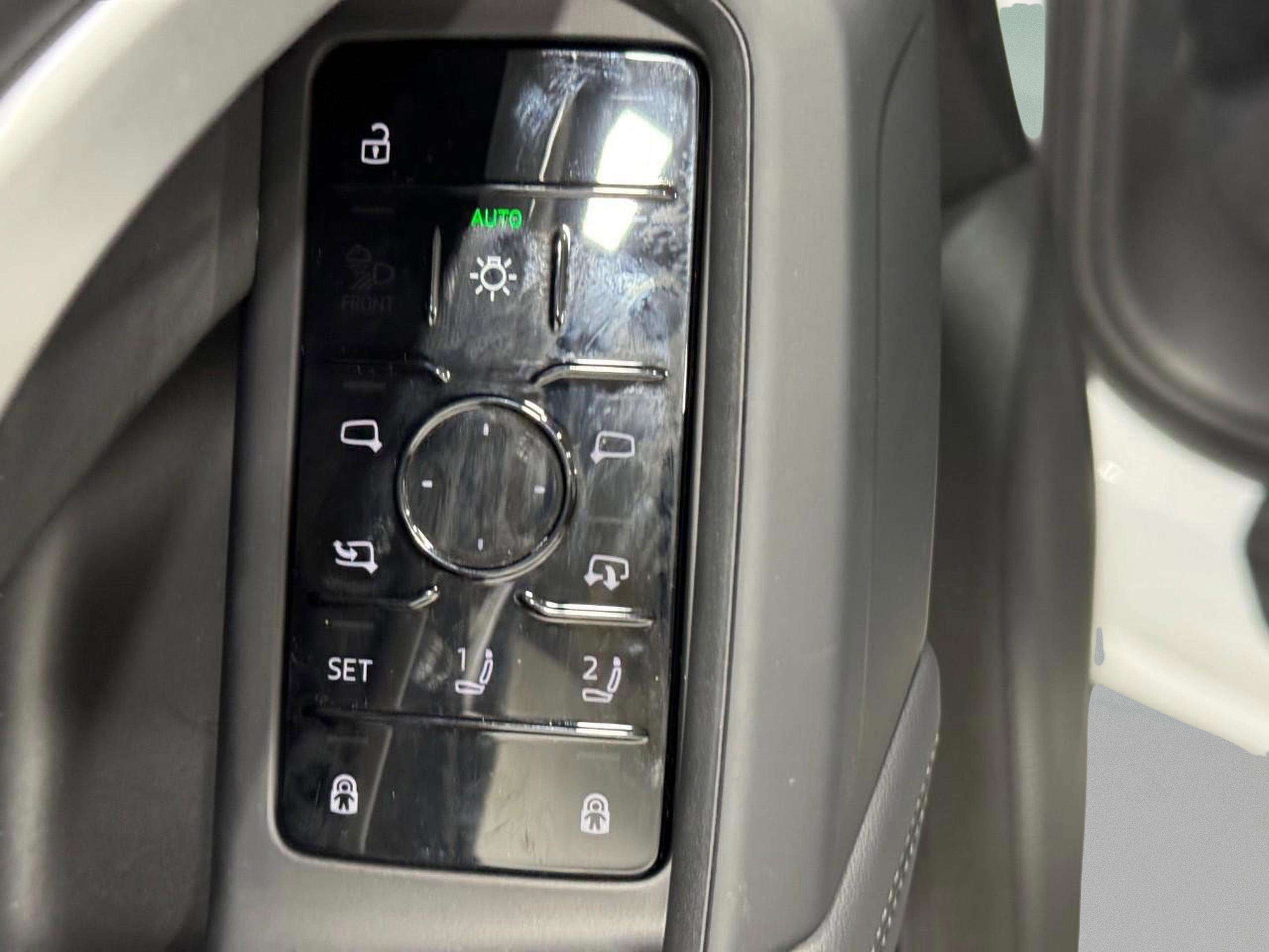 New 2025 Audi Q5 Premium image 30