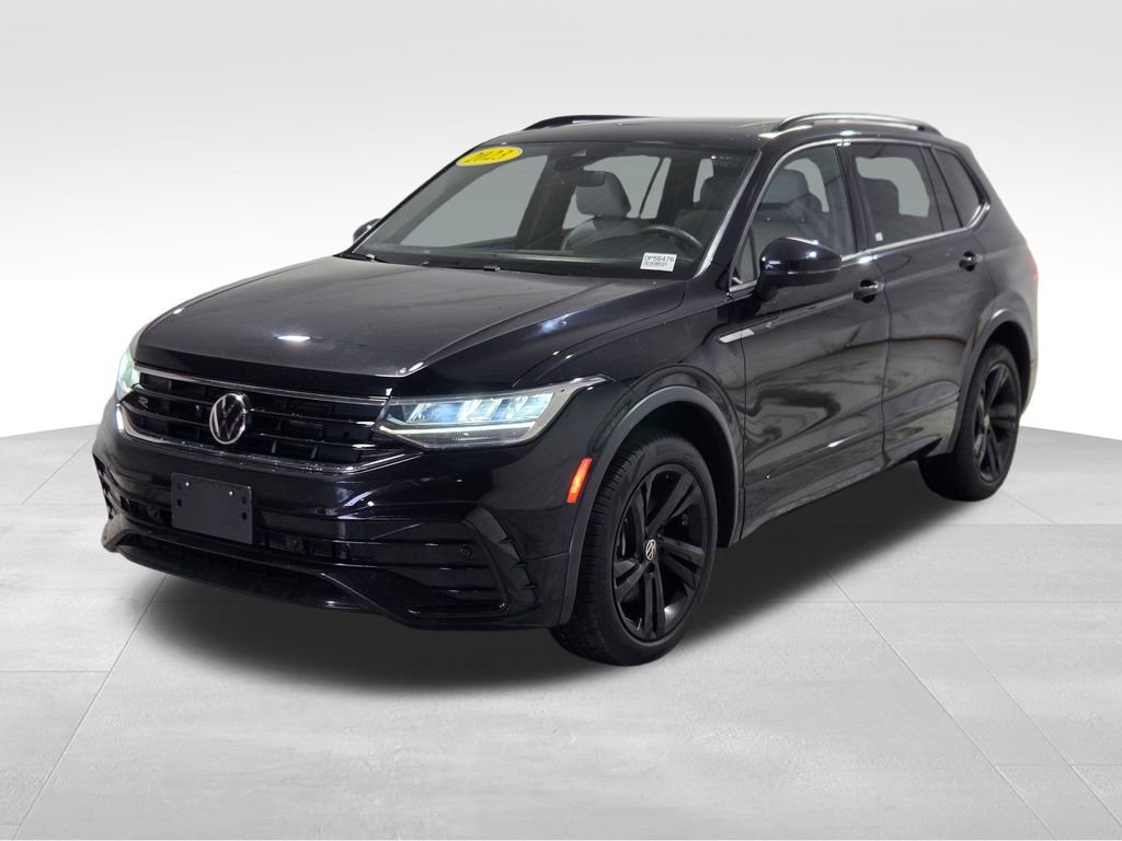 Used 2023 Volkswagen Tiguan SE R-Line image 17