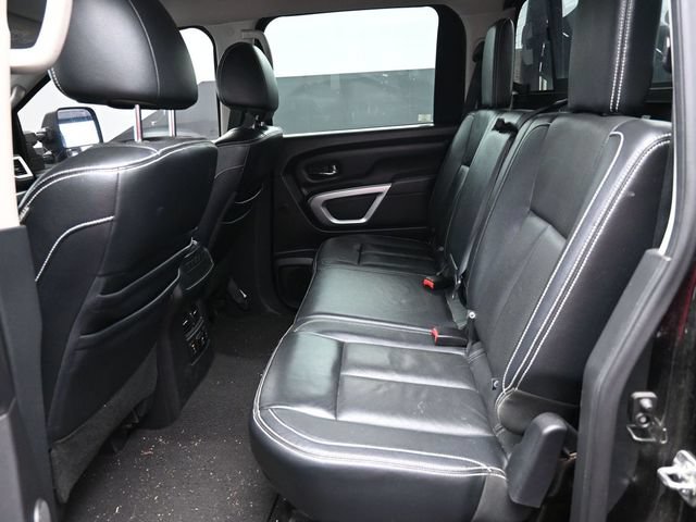 Used 2016 Nissan Titan PRO-4X w/ Pro-4x Convenience Package AWD/4WD image 31