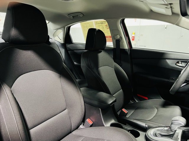 Used 2021 Kia Forte LXS image 30