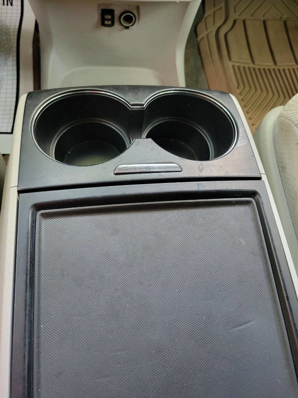 Used 2012 Toyota Sienna LE image 16