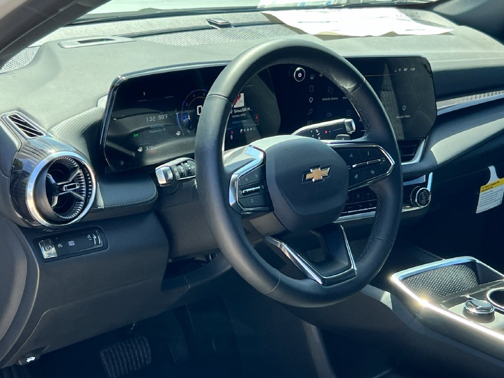 New 2026 Chevrolet Equinox LT FWD image 5