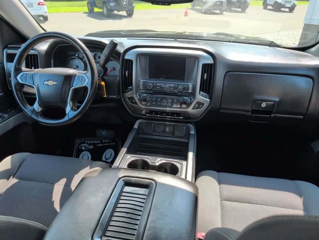Used 2018 Chevrolet Silverado 1500 LT w/ All Star Edition AWD/4WD image 11