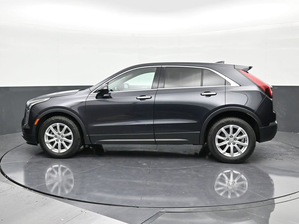 Used 2023 Cadillac XT4 Luxury image 2