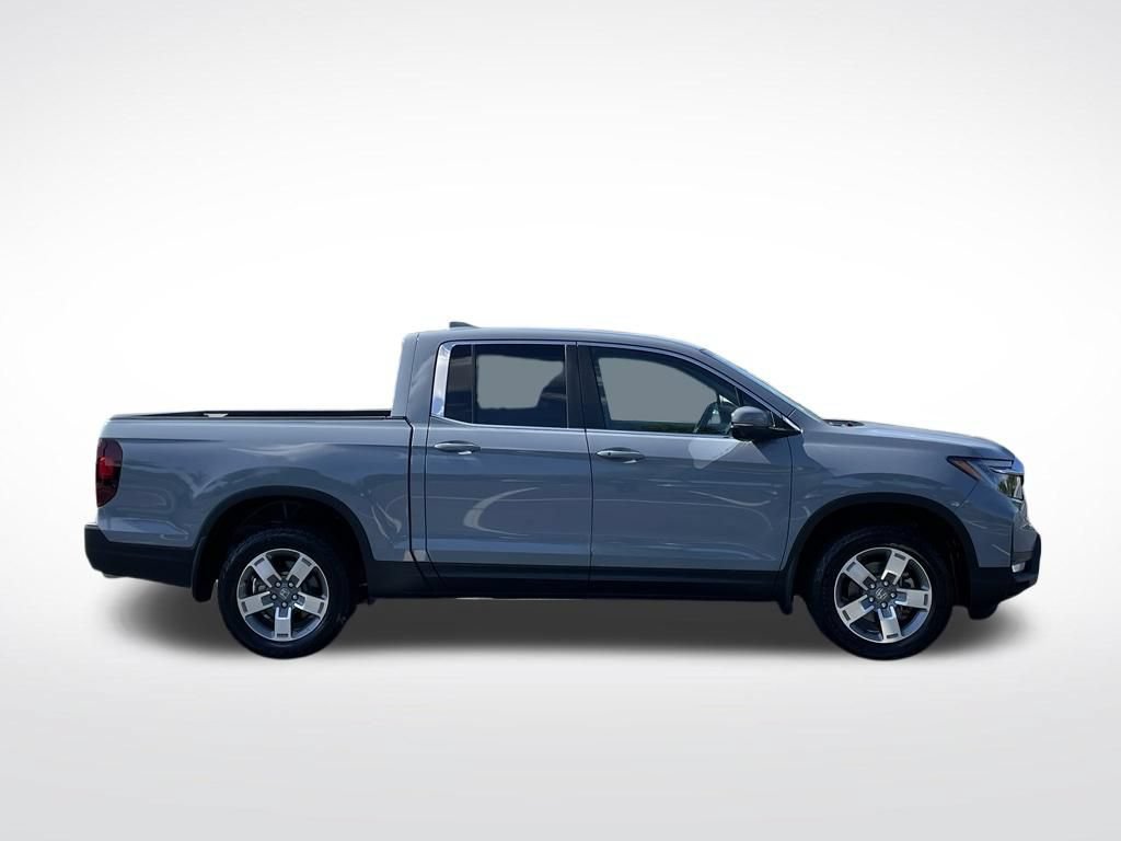 Certified 2025 Honda Ridgeline RTL image 7