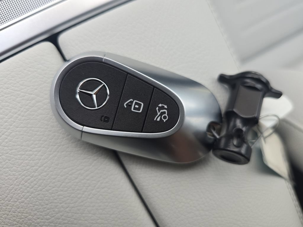 New 2026 Mercedes-Benz C 300 4MATIC Sedan image 29