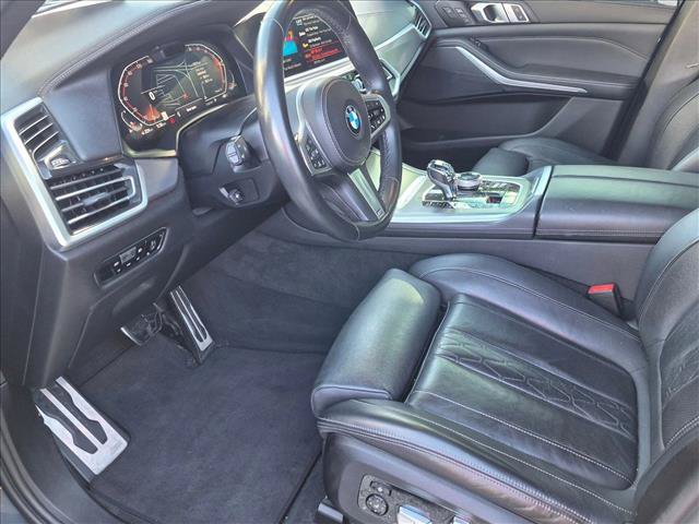 Used 2022 BMW X5 sDrive40i w/ M Sport Package RWD image 14