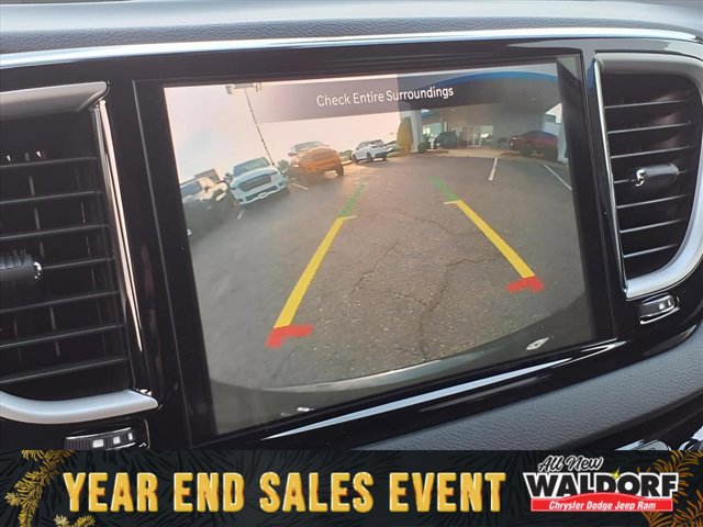 New 2025 Chrysler Voyager LX image 15