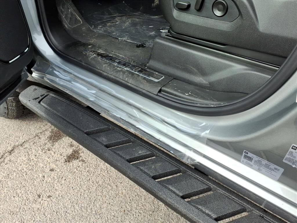 New 2026 GMC Sierra 2500 AT4 w/ AT4 Premium Plus Package image 13