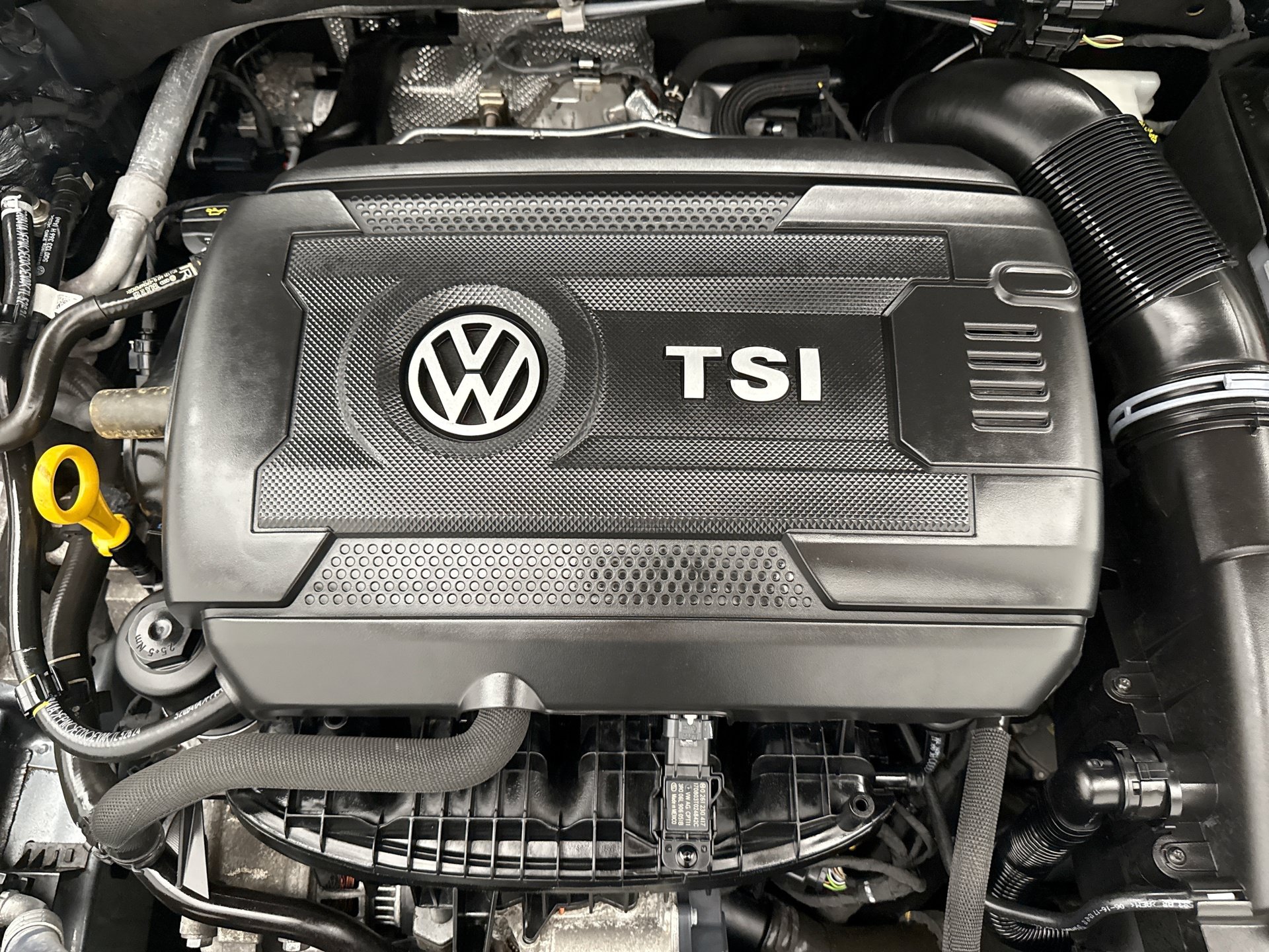Used 2018 Volkswagen Golf SEL FWD image 27