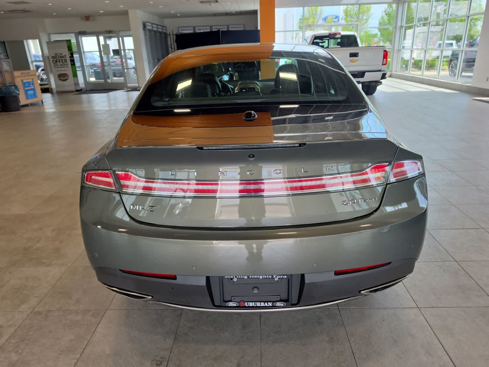Used 2017 Lincoln MKZ Select AWD/4WD image 9