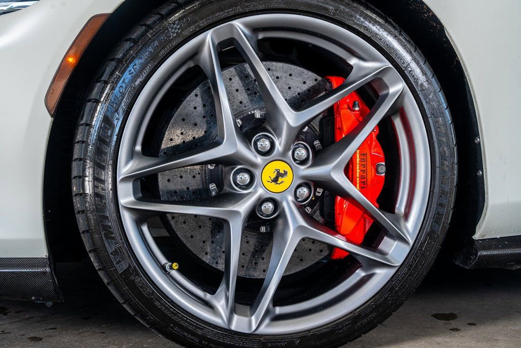 Used 2023 Ferrari Roma image 10