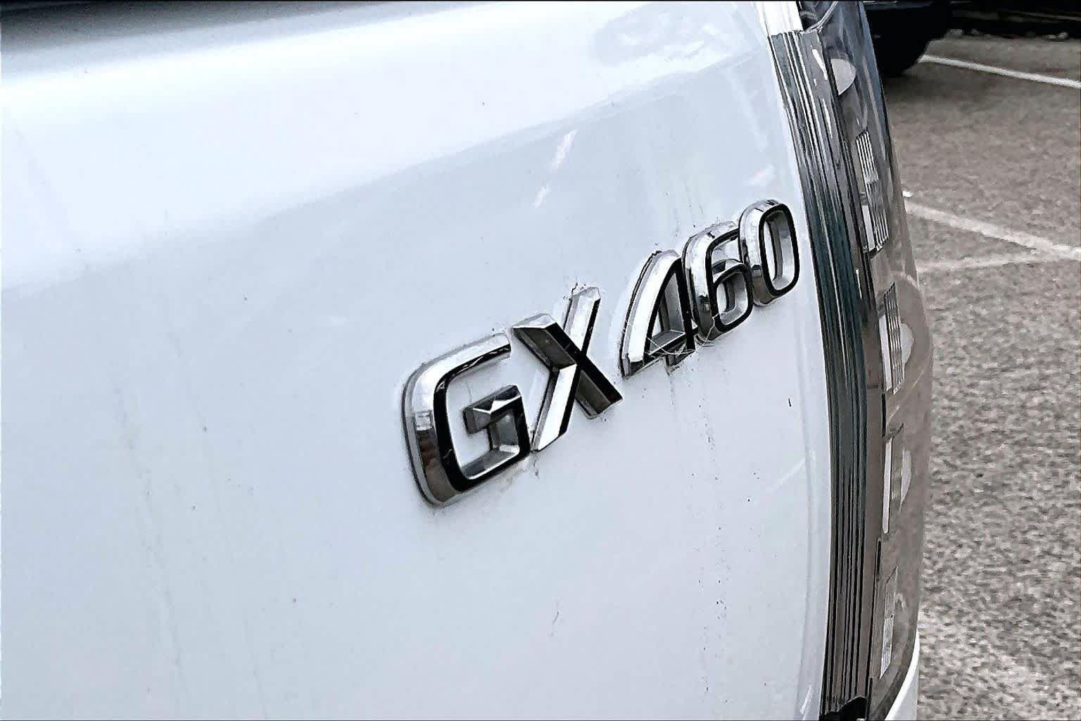 Used 2015 Lexus GX 460 w/ Premium Package AWD/4WD image 12