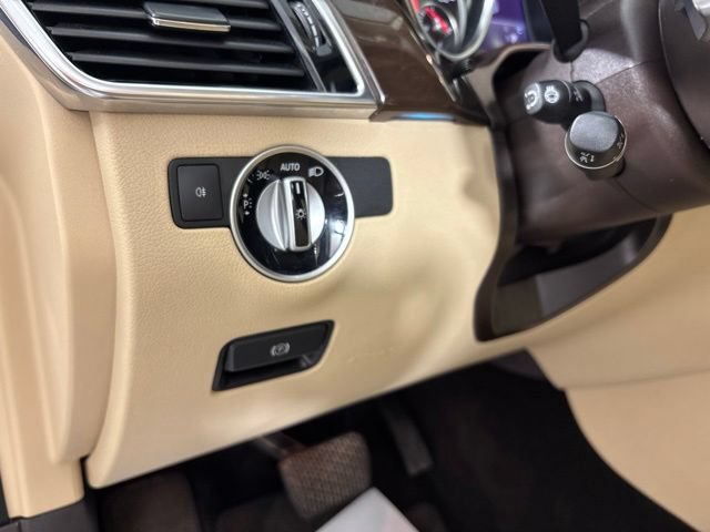 Used 2017 Mercedes-Benz GLS 450 4MATIC image 21