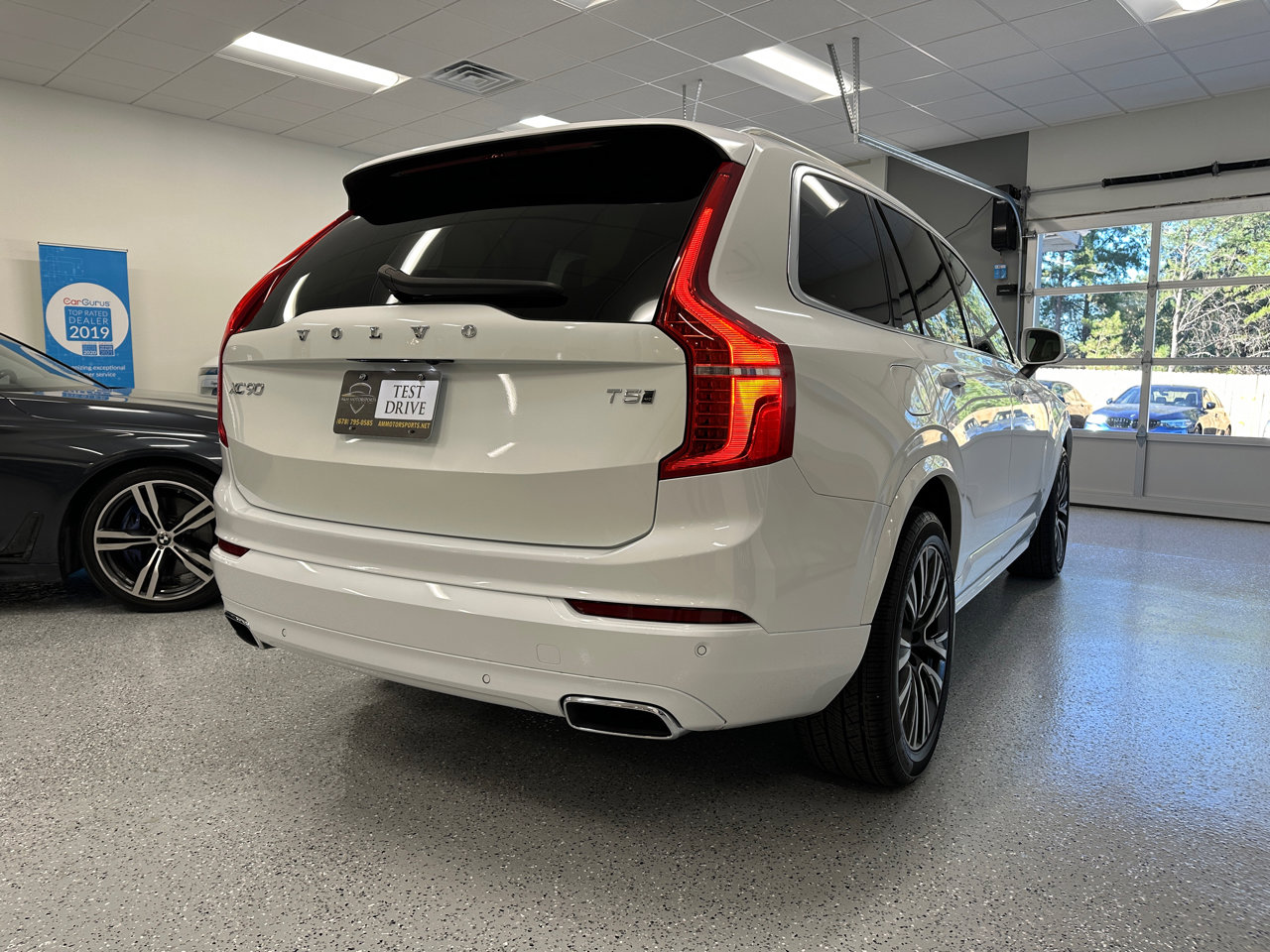 Used 2020 Volvo XC90 T5 Momentum image 9