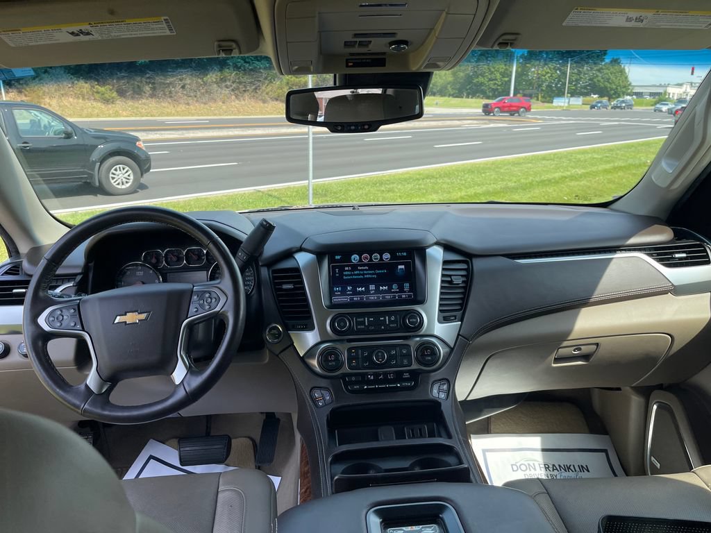 Used 2020 Chevrolet Tahoe Premier AWD/4WD image 15